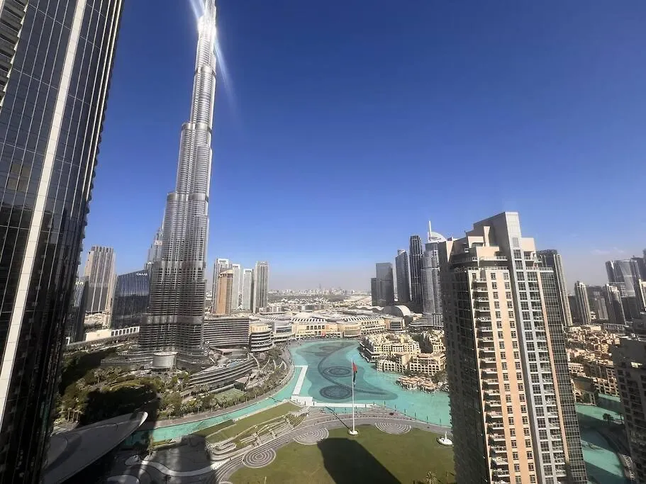Two Bedroom Apartment At Opera Grand Dubaj